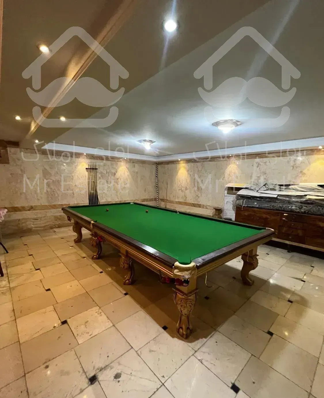 ۱۸۶متر/فول/ط۵/دو طرف نورگیر/۲پارکینگه بدون پرتی