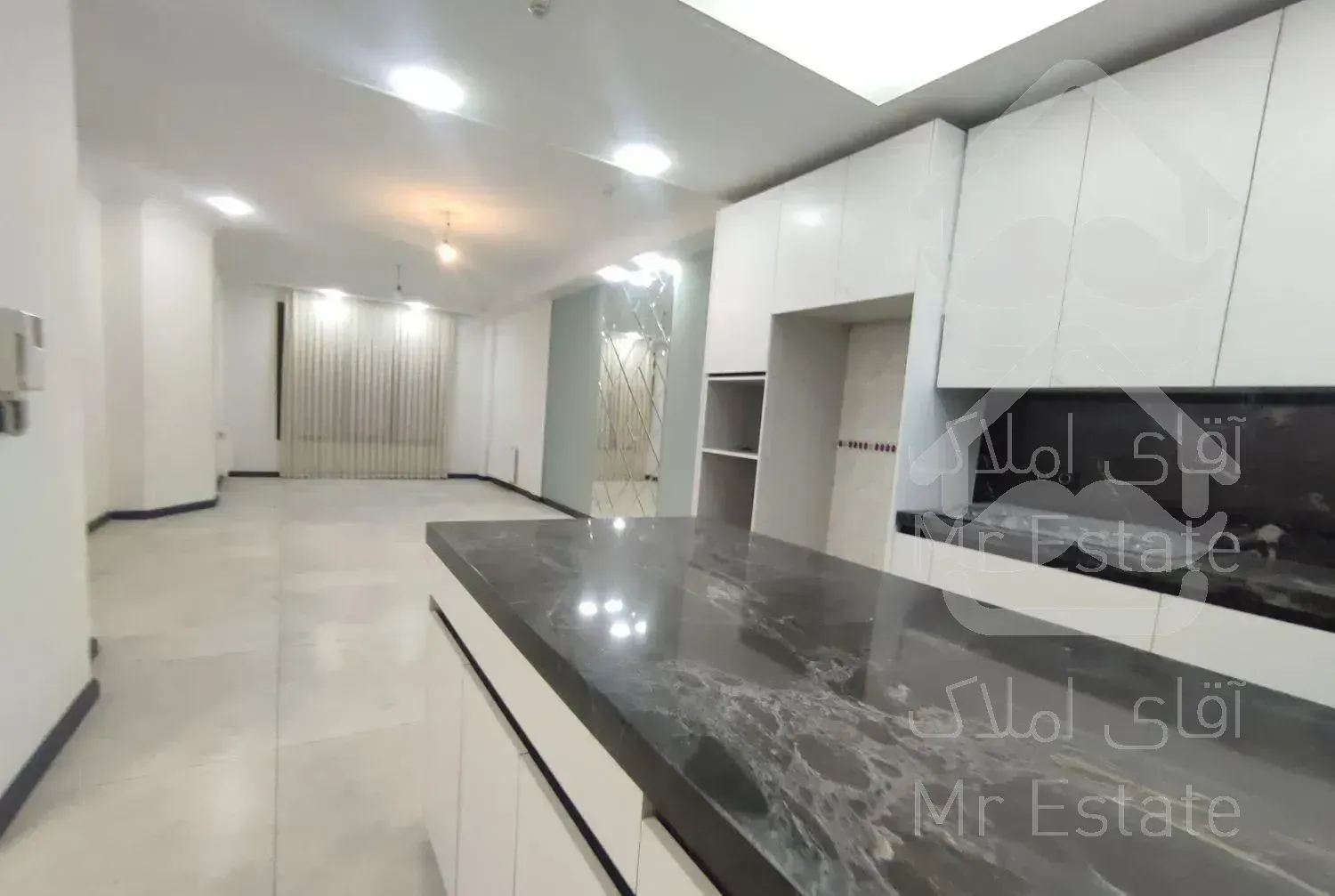 پایین ولنجک ۱۱۵ متر تاپ لوکیشن