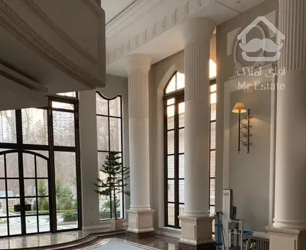 220 متر مهماندوست