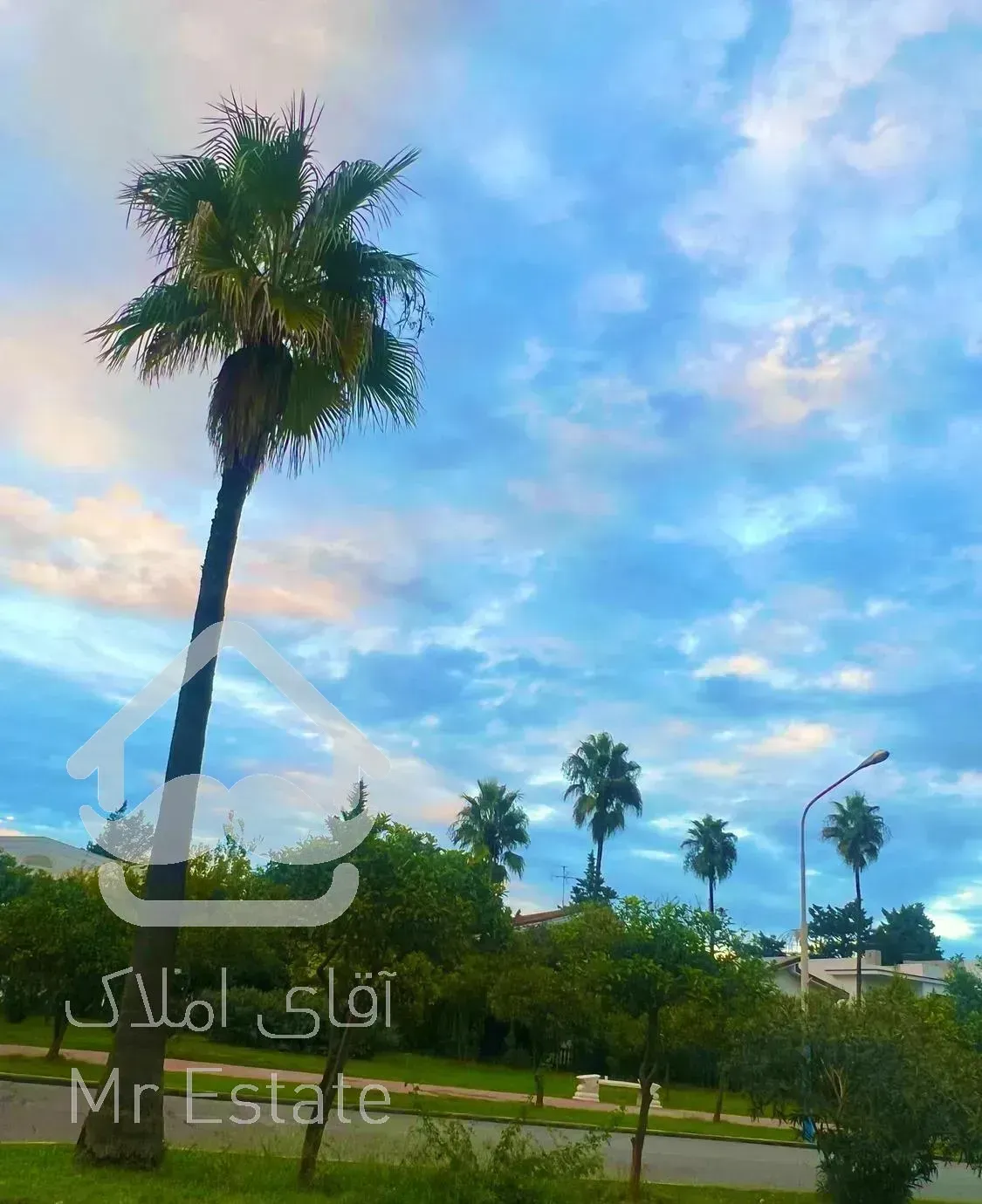 700 متر ویلا / در شهرک دریاکنار خیابان دهم /