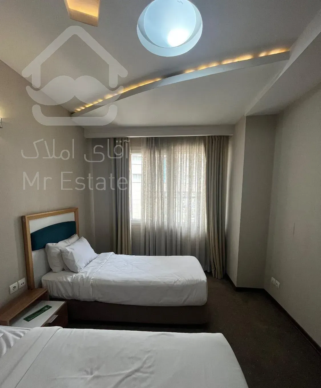 اپارتمان هتل حیات شرق