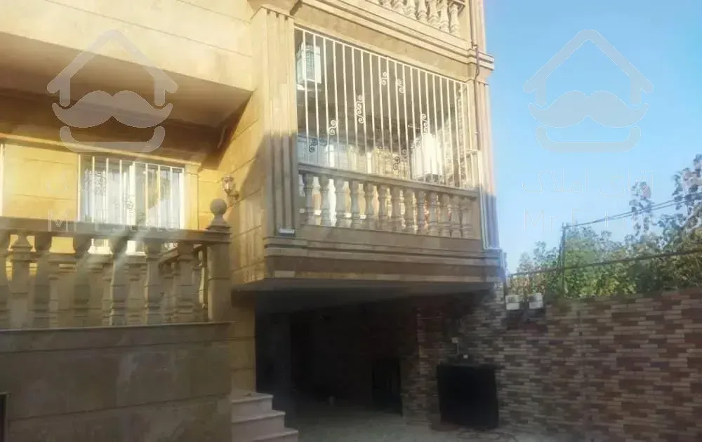 اجاره یک ساله ویلا باغ ۲۰۰ متری ویو استخر کومله