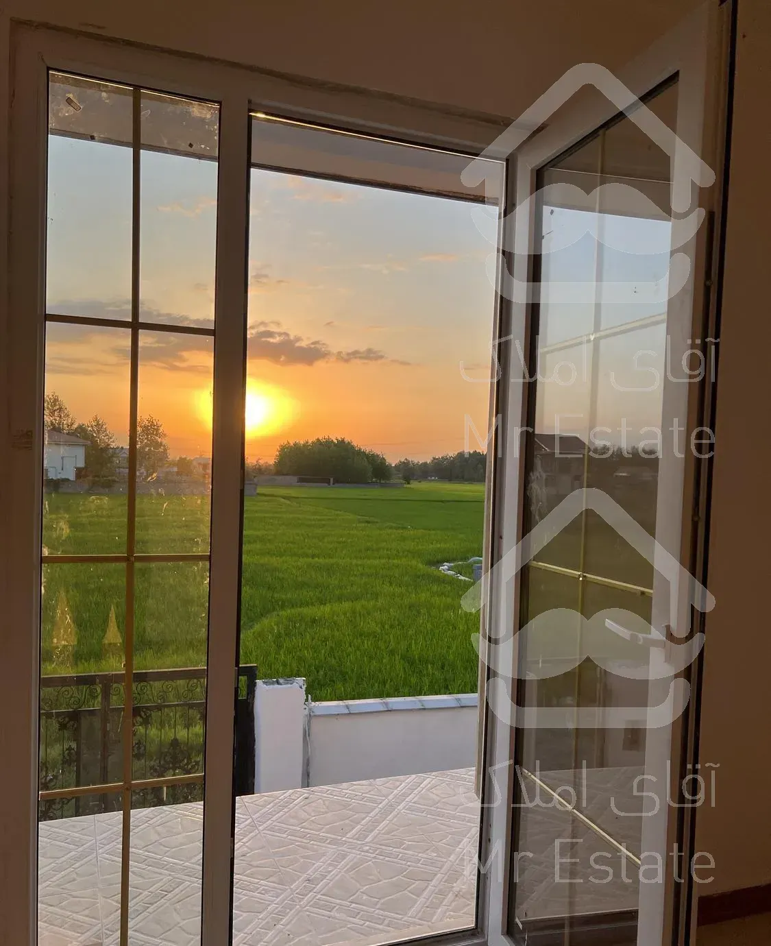 ((۳۰۰متر ویلا دوبلکس تک برگ سند ))