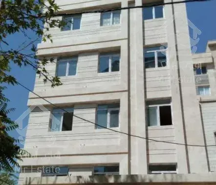 آپارتمان 120 متری کلید نخورده لوکیشن عالی حکیمیه