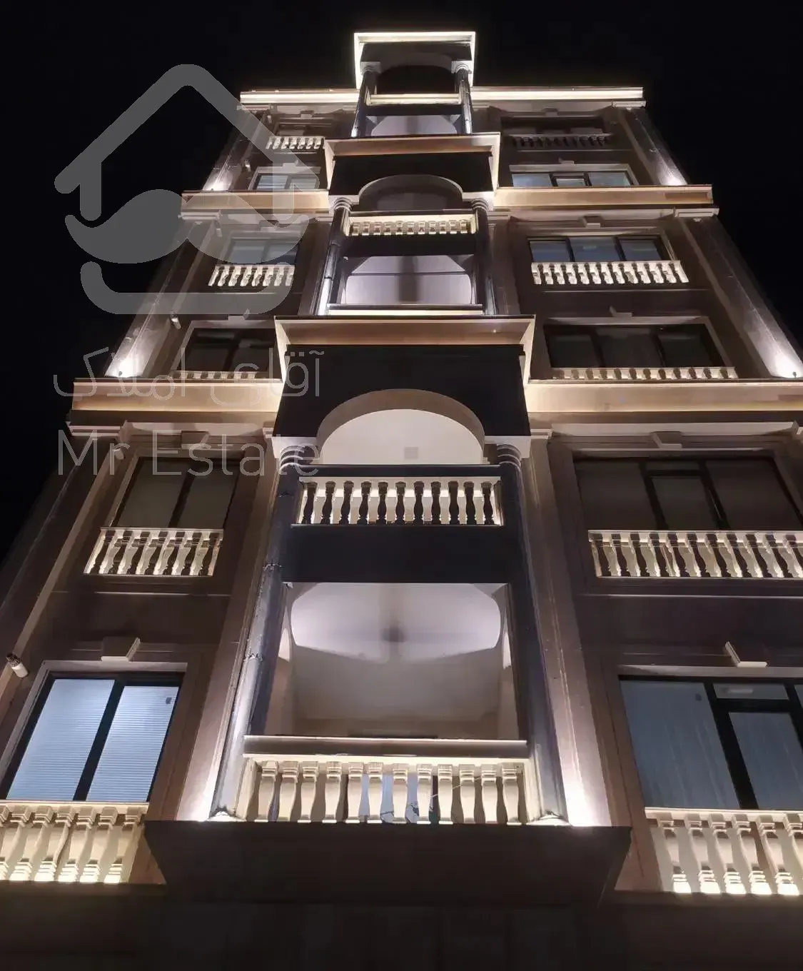 ۱۷۵ متری/نوساز/تک واحدی/ پشت حاشیه بلوار وکیل اباد