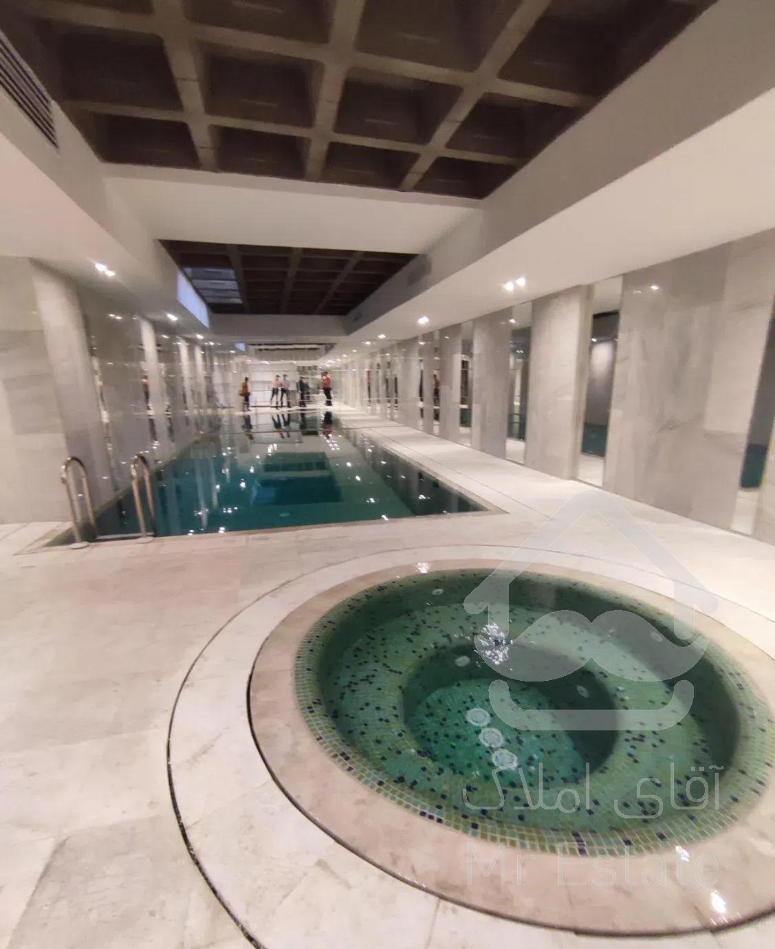 محمودیه/۱۹۰متر/تراس قابل چیدمان و بدون مشرف