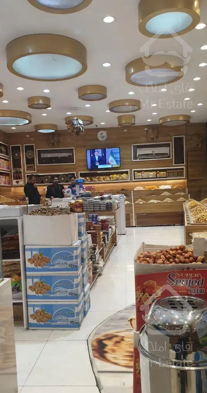 مغازه تجاری ۹۰ متر همکف و ۹۰ متر انباری تجاری