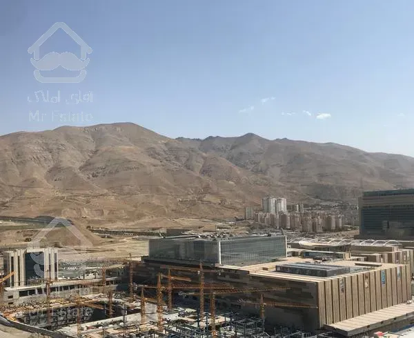 ١٠٧متر٢خواب،ویو باغ گیاهشناسی،دریاچه خلیج فارس،کوه