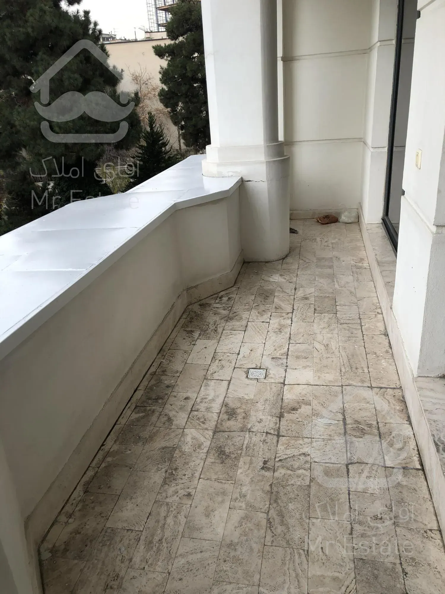 رهن و اجاره آپارتمان ۲۲۰ متری ۳ خوابه فرمانیه