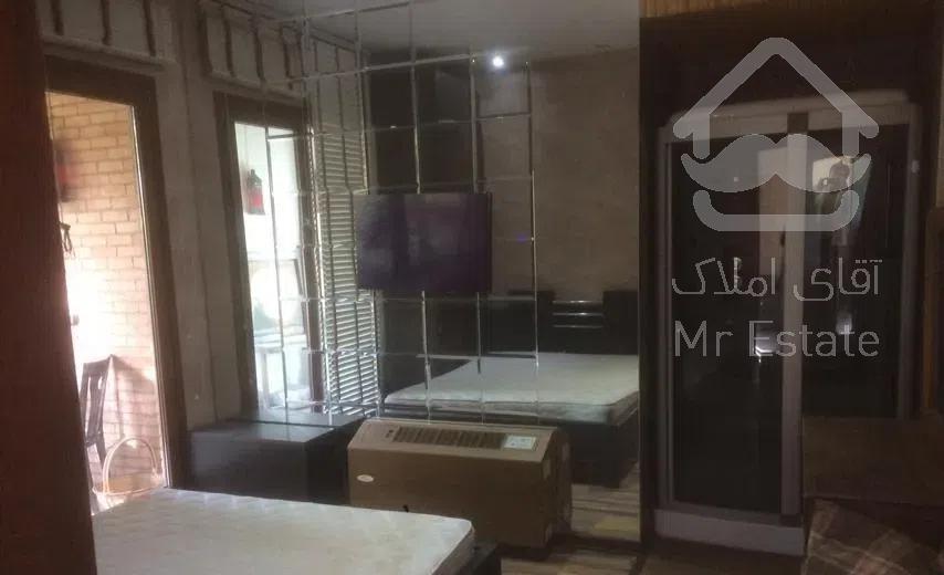 اپارتمان ۱۴۰ متری    ۳ خوابه. گلسنگ