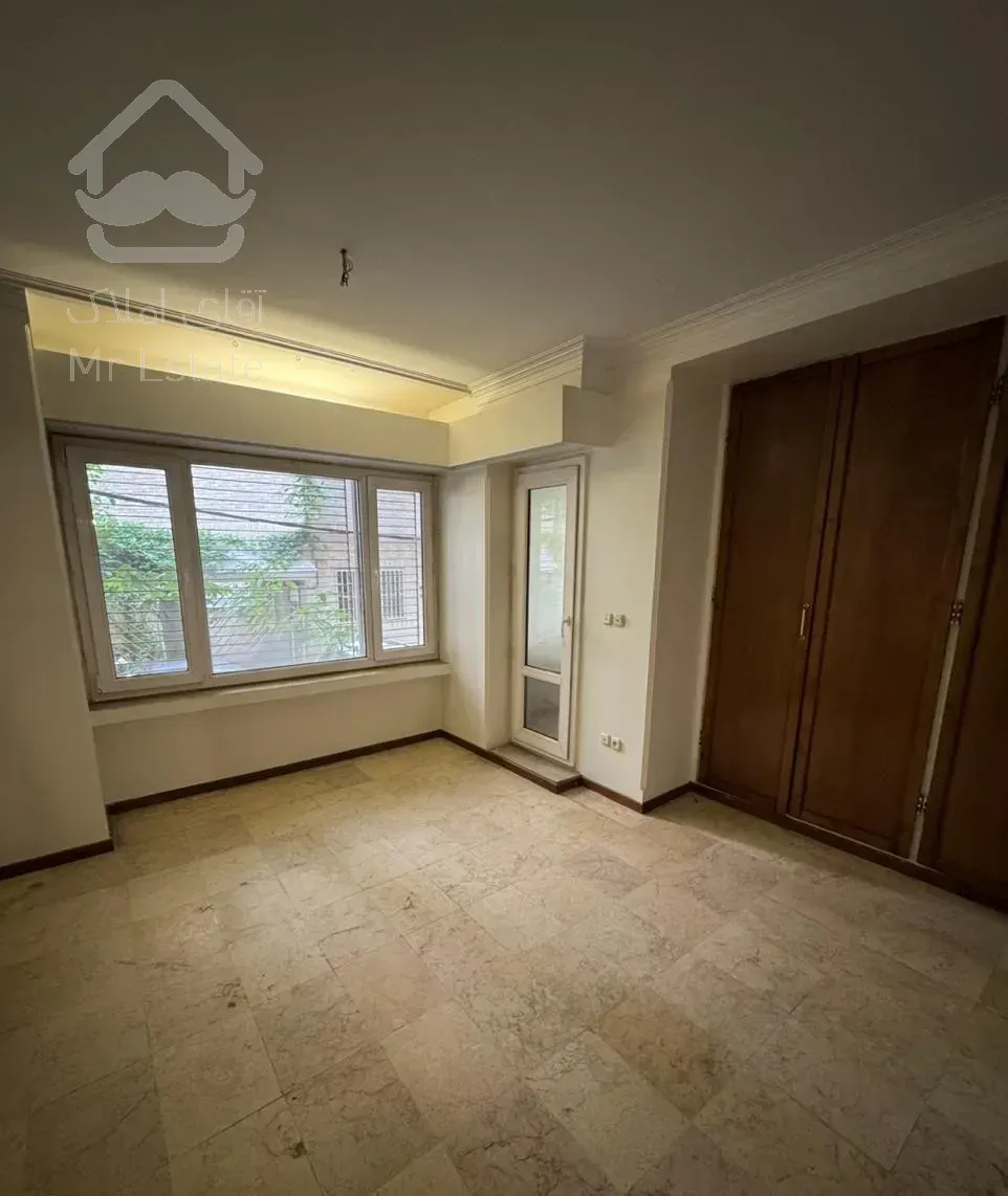 ۳۳۰متر آپارتمان/فول مشاعات آبی/تاپ لوکیشن