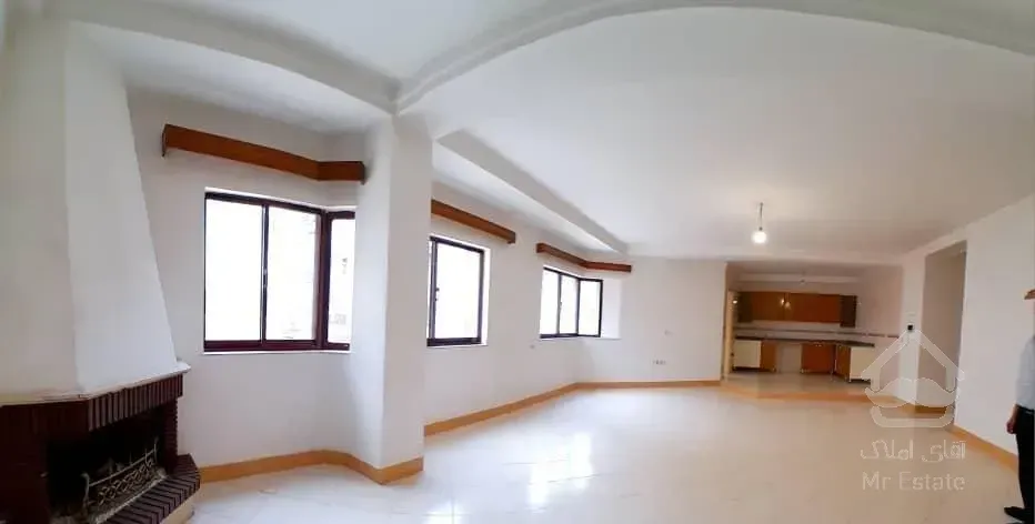 ۱۳۵متر/ دو واحدی/ طبقه اول/ خ تهران مهتاب