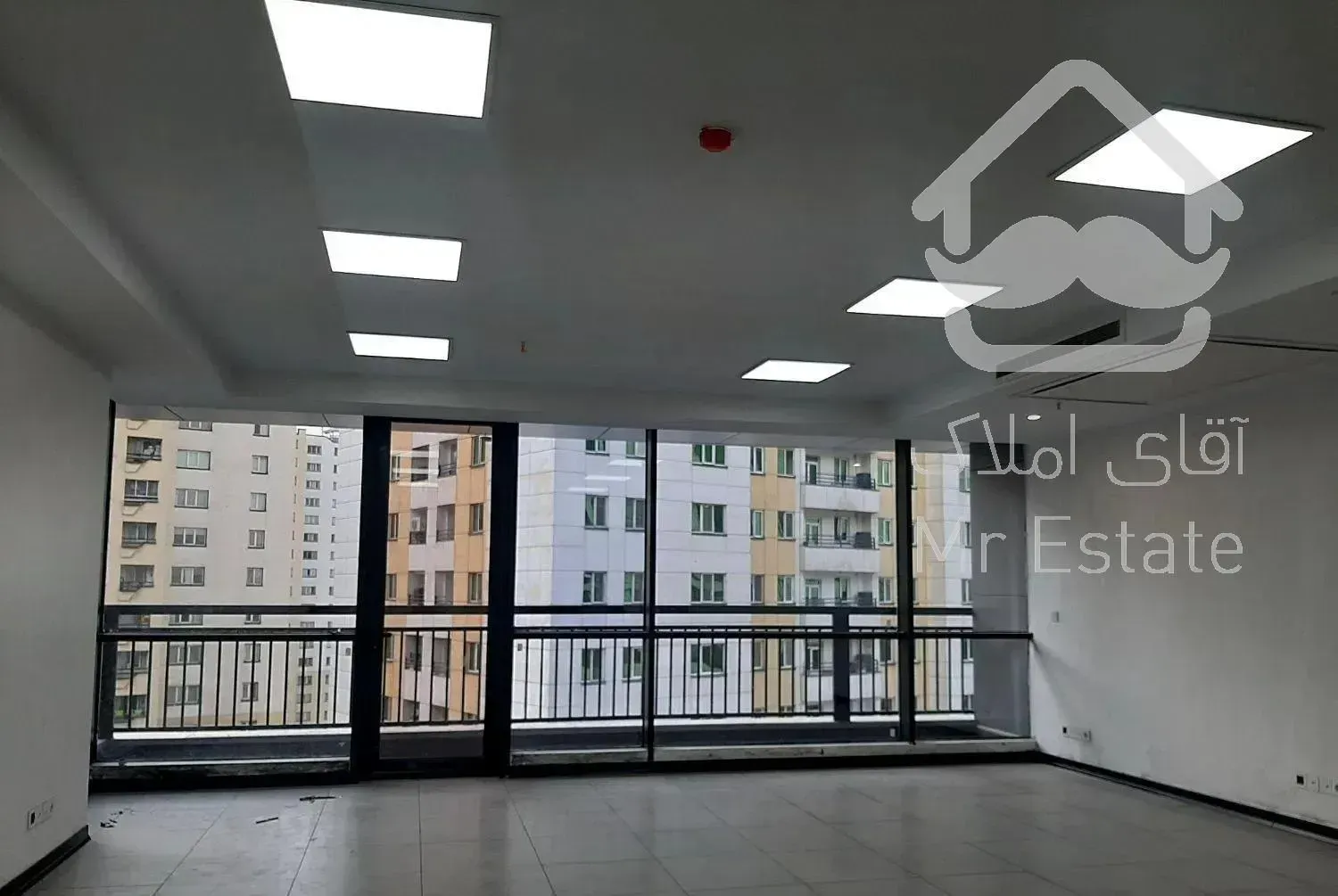 ۹۹متر سند اداری مجتمع آکاداسنتر دریاچه چیتگر