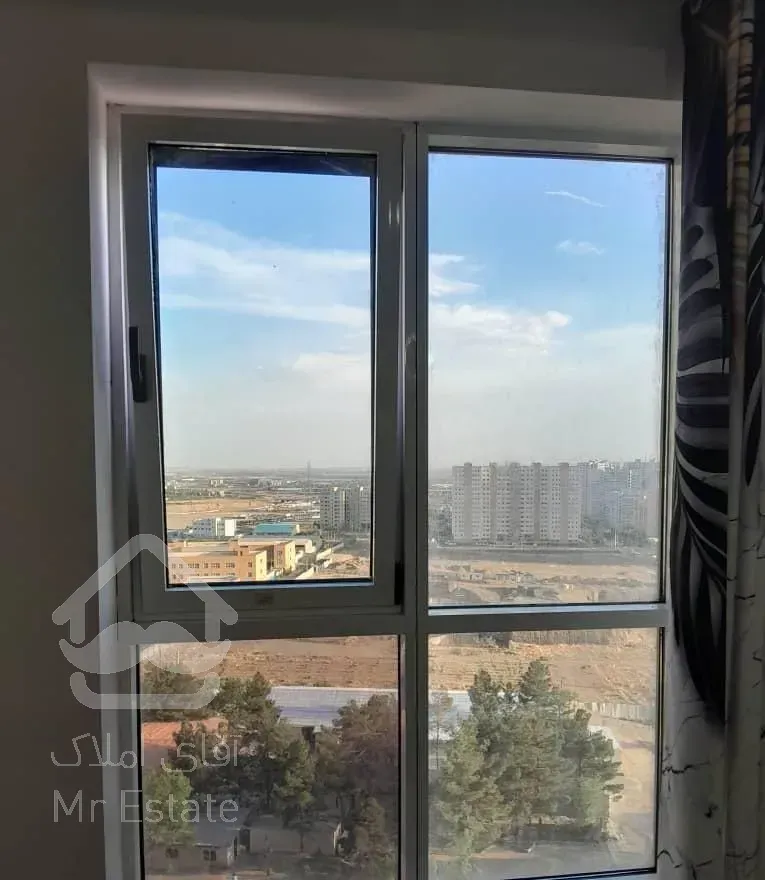 فروش آپارتمان ۱۱۰ متری ۲ خوابه در شهرک شهید خرازی