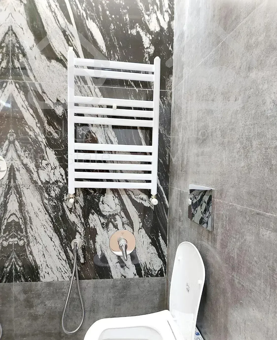 ۱۶۴ متر/ چهارم نیروهوایی/نوساز