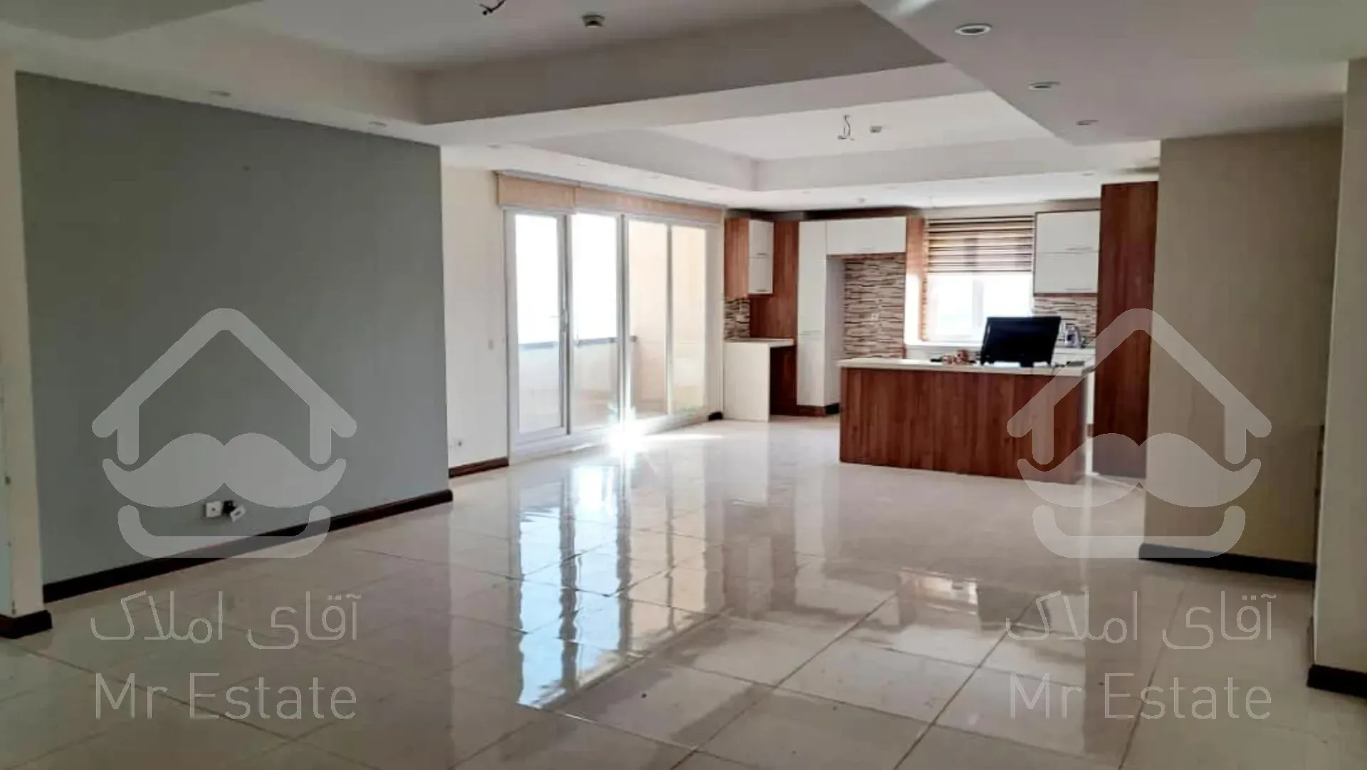 128متر/زیر قیمت/فروش فوری/سرمایه‌گذاری پرسود/برج مجلل و لوکس