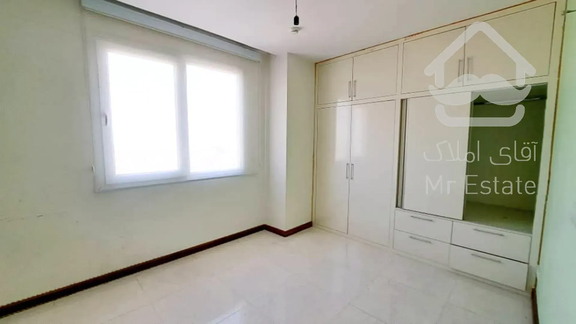 128متر/زیر قیمت/فروش فوری/سرمایه‌گذاری پرسود/برج مجلل و لوکس