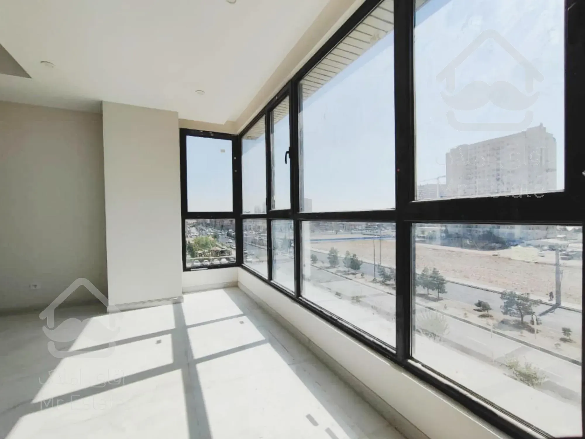 فروش 160 متر 3 خواب در برج مجلل..