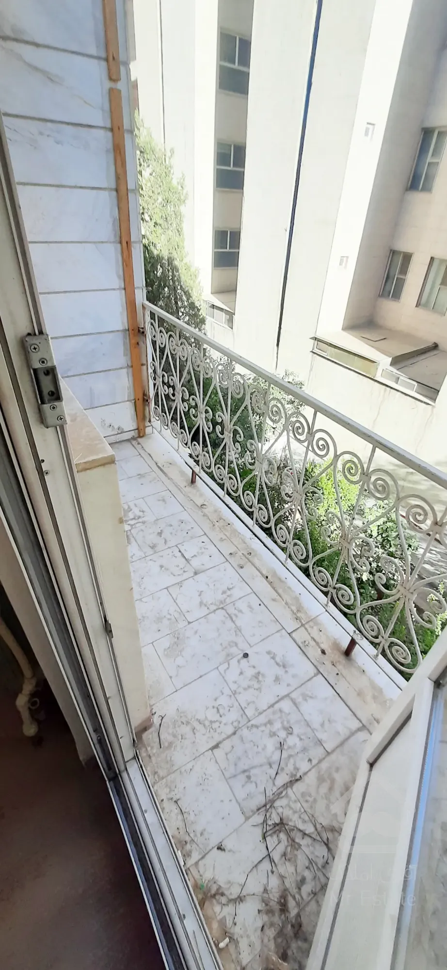 آپارتمان ۱۱۰ متر فردوس شرق