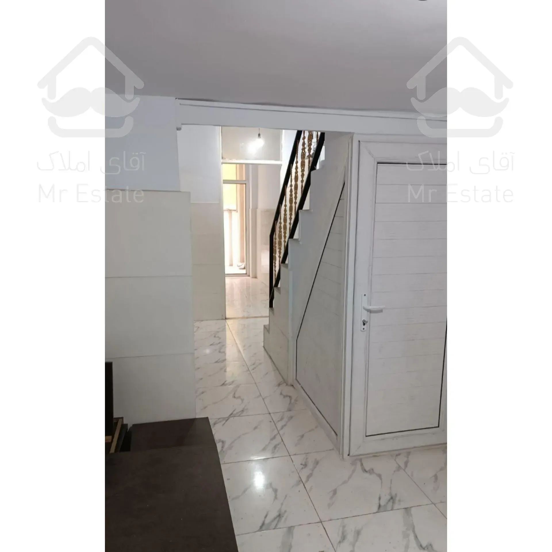 خانه دربستی 140متر