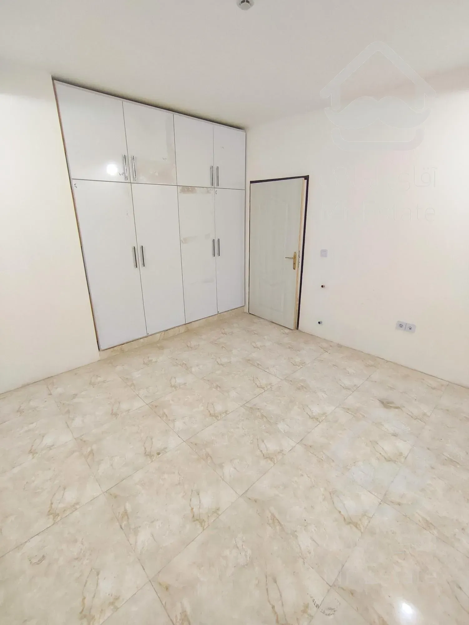 کلید اول سه خوابه با قابلیت معاوضه در آریاشهر