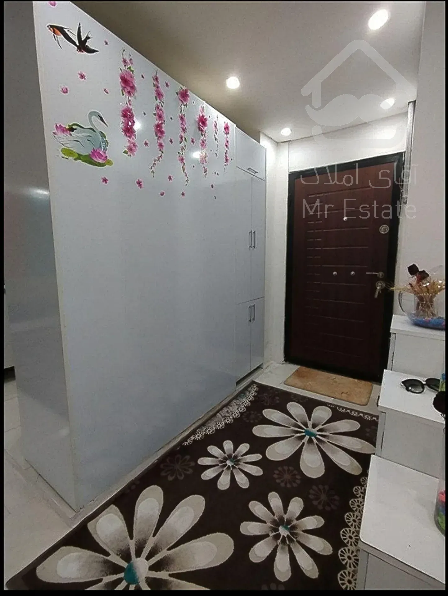 واحد پارکینگ انباری دار در شمال فاز پنج