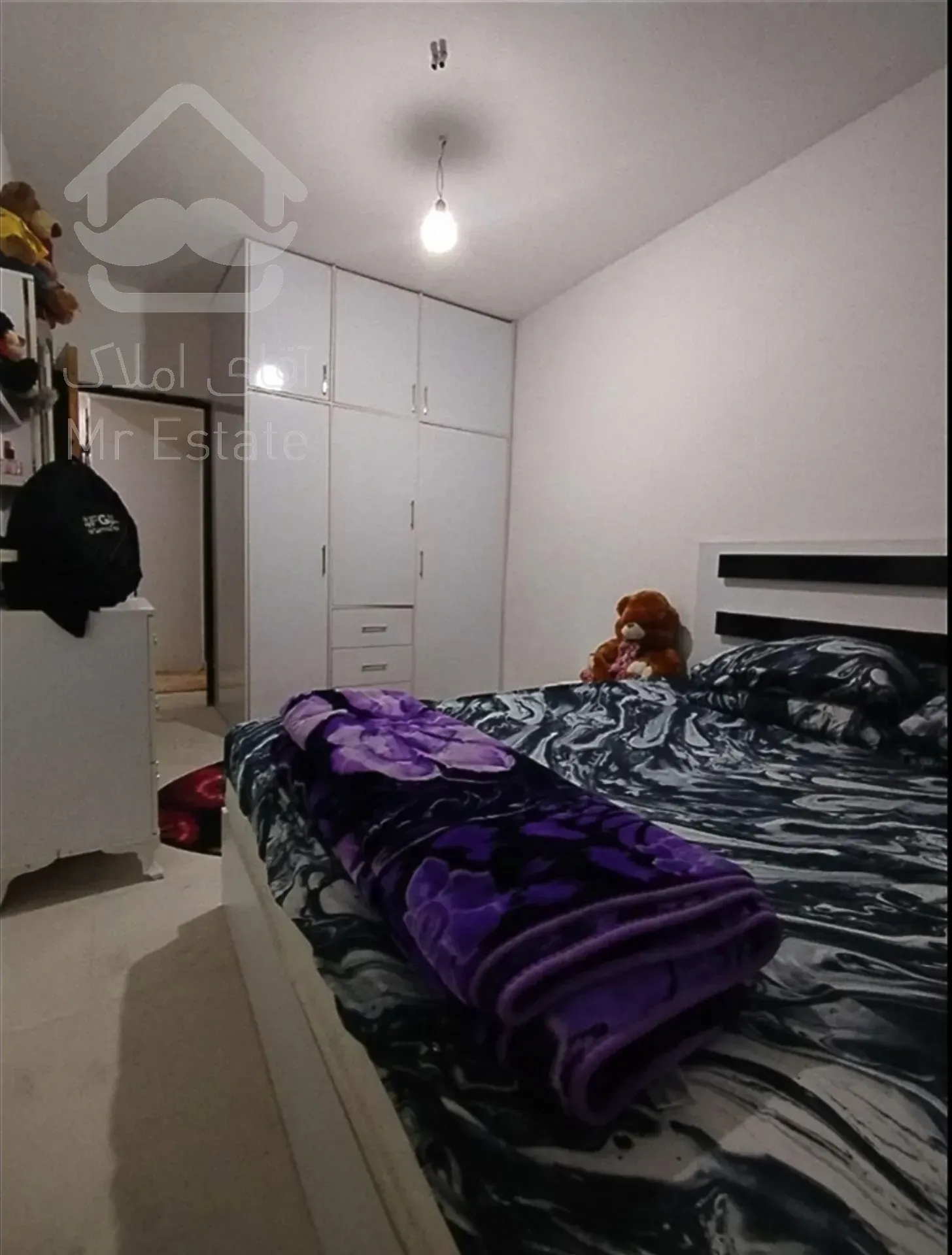 واحد پارکینگ انباری دار در شمال فاز پنج