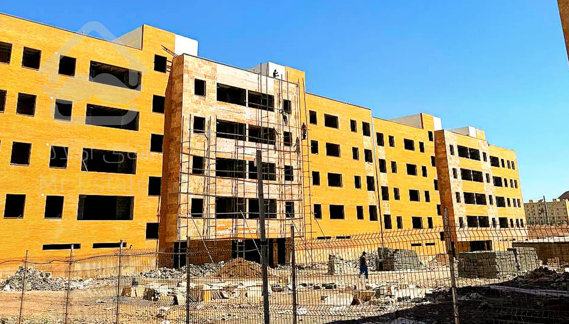 نوساز ,پارکینگ دار ,دوخوابه