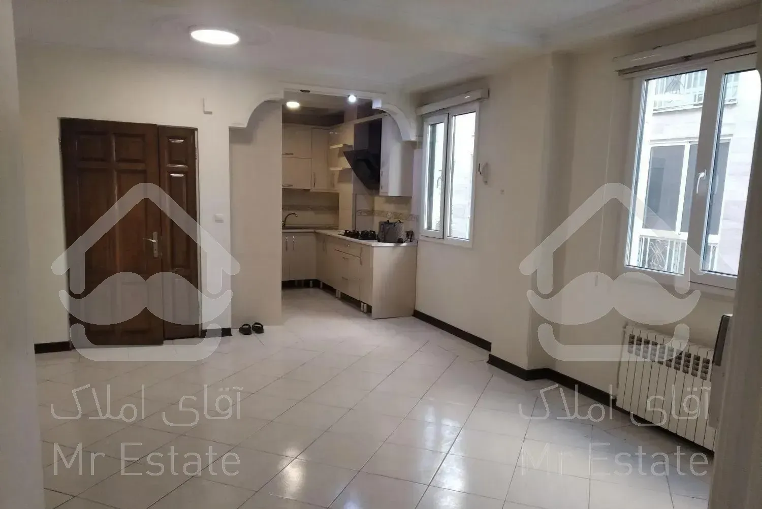 بلوار فرحزادی بالاتر از میدان کتاب گلبرگ سوم