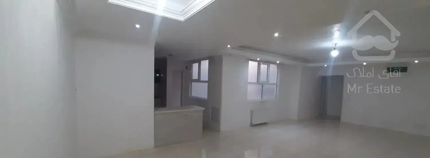 115 متری ، 2 پارکینگ سندی ، 2 خواب مستر