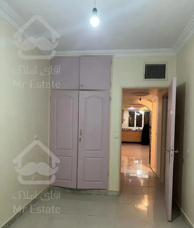 آپارتمان دو خوابه شیک واقع در خیابان دبستان