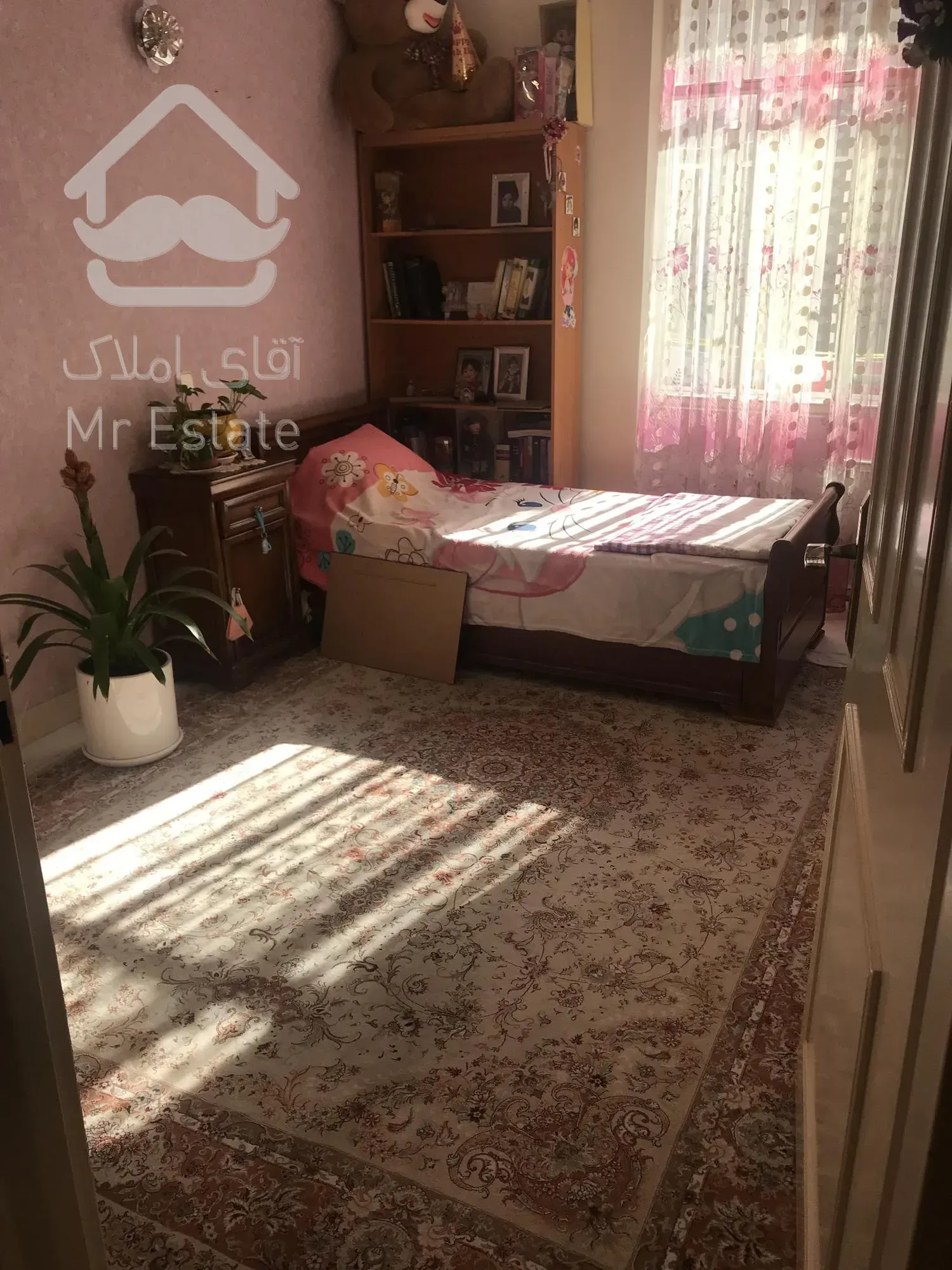 103 متر ستارخان