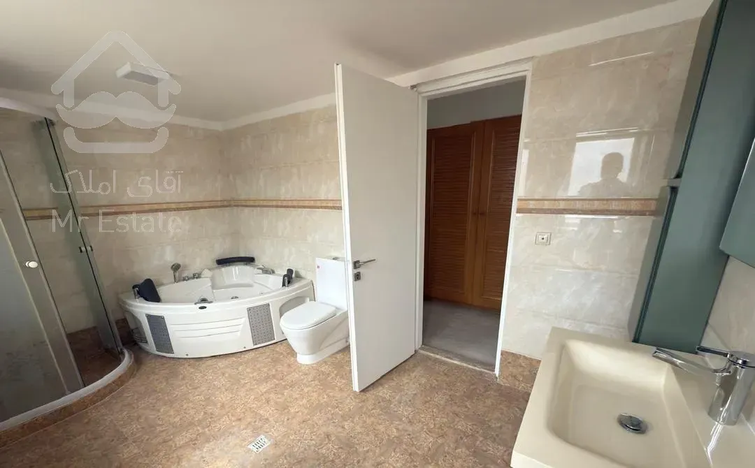 ۸۰۰ متر ویلا دوبلکس مناسب تمامی مشاغل شهرک غرب