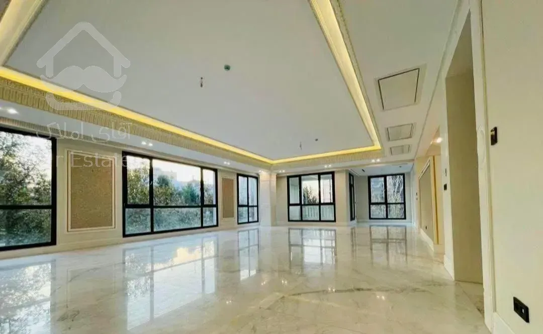 ۱۳۶متر/۳خواب/سالن پرده خور قدی ویو دار*کلید نخورده