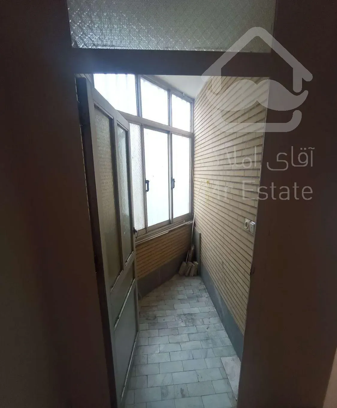 آپارتمان ۵۵ متری ۱ خوابه طبقه ۲ خیابان خورشید