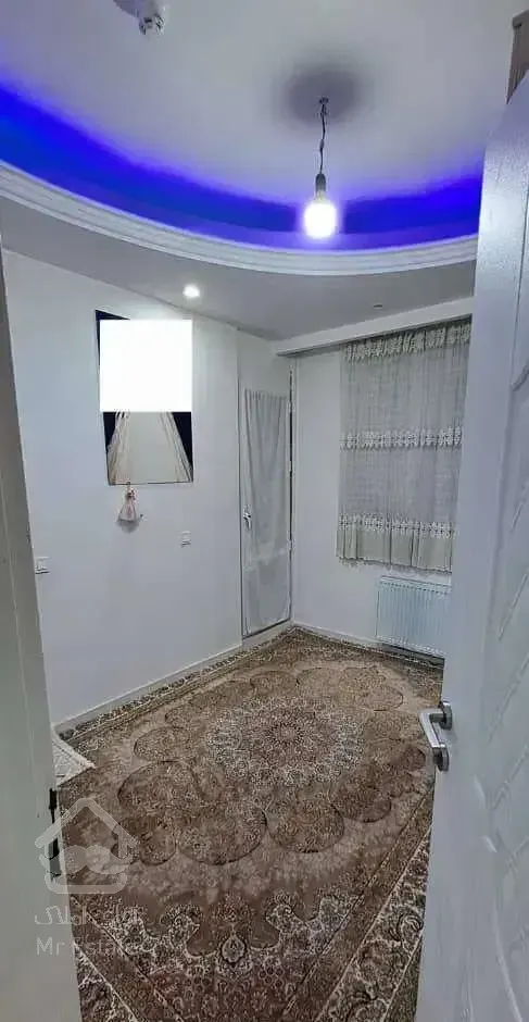 آپارتمان ۶۴ متری دو خوابه تک واحدی