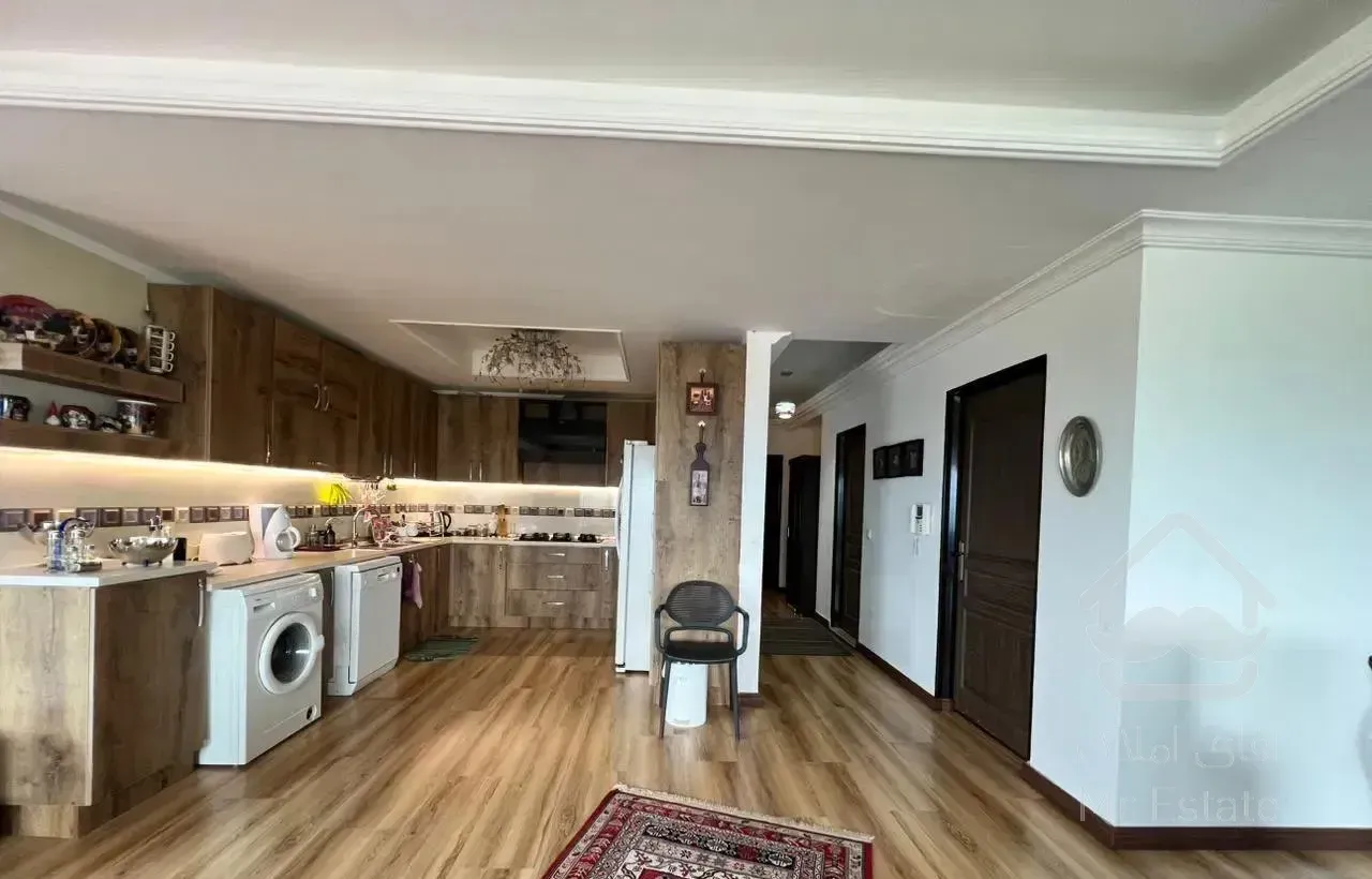 اجاره ۱۷۰ متری /۳ خواب / ویو کوه / کریم اباد