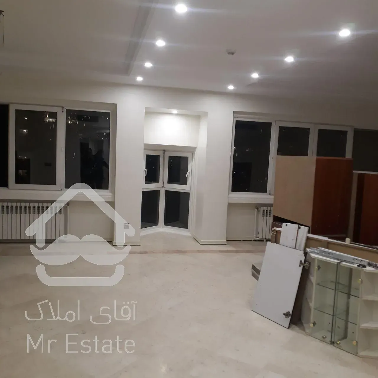 اجاره و رهن پنت هاوس ولنجک 240  متر اکازيون