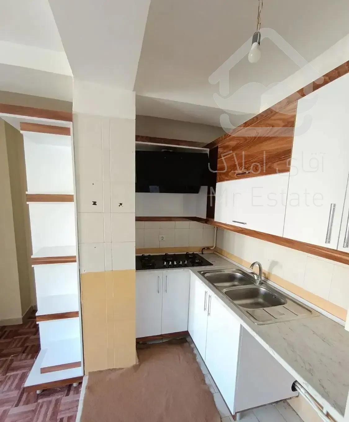 فروش اپارتمان۵۱متری لوکس اندیشه ط اول فقط۴۹۰میلیون