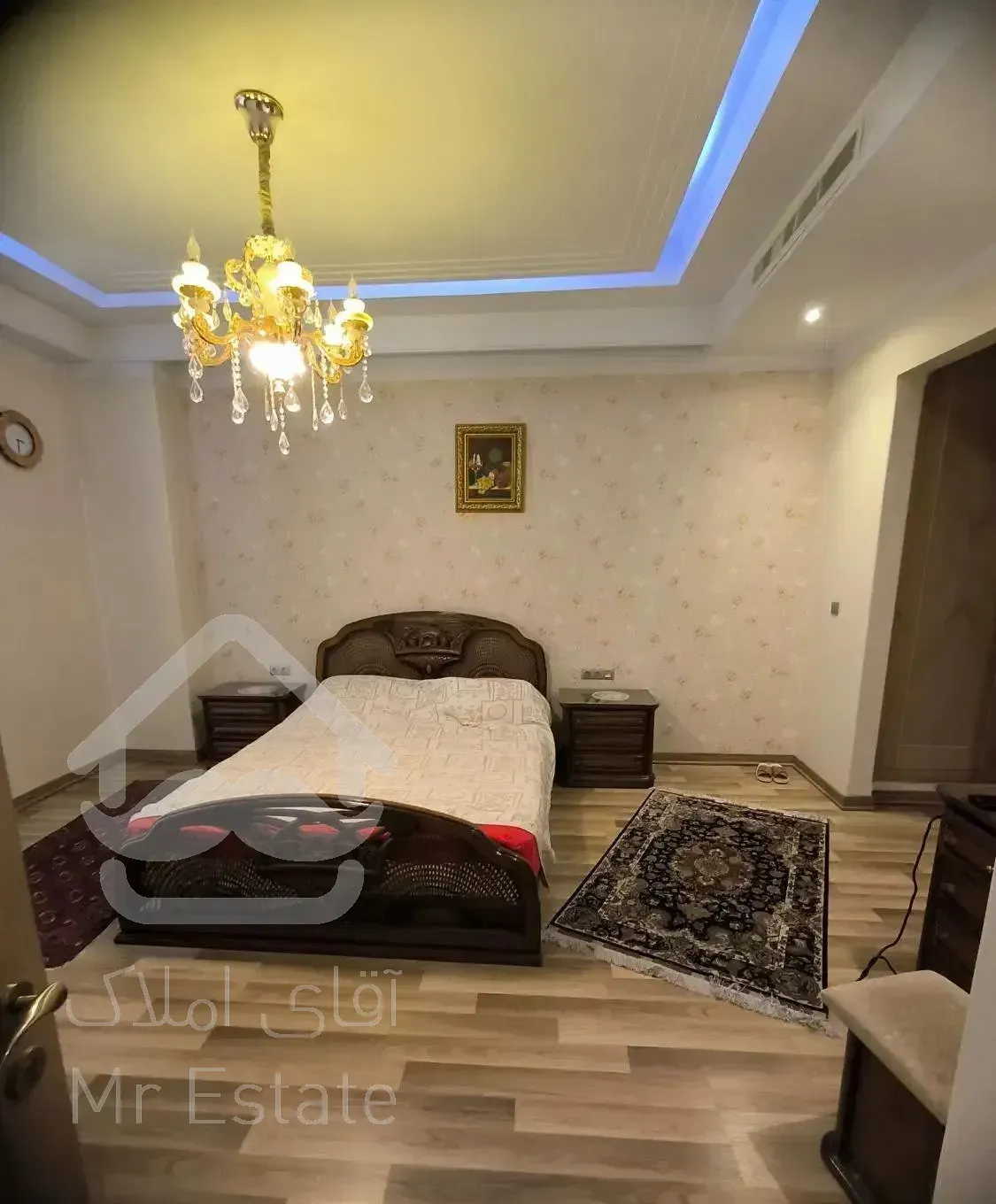 آجودانیه ۲۰۰متر/۳خواب/۲پارکینگ/مشاعات آبی فعال