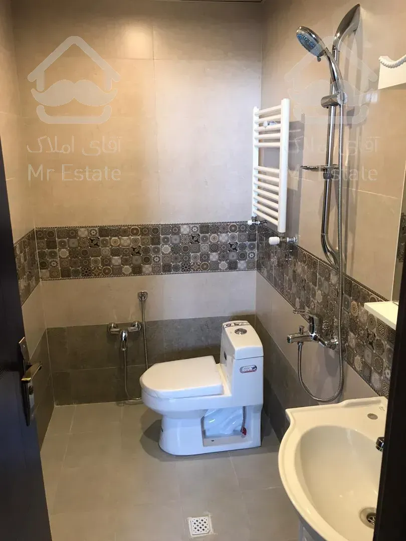 140 متر مسکونی / سه خواب / مرزداران / تک واحدی