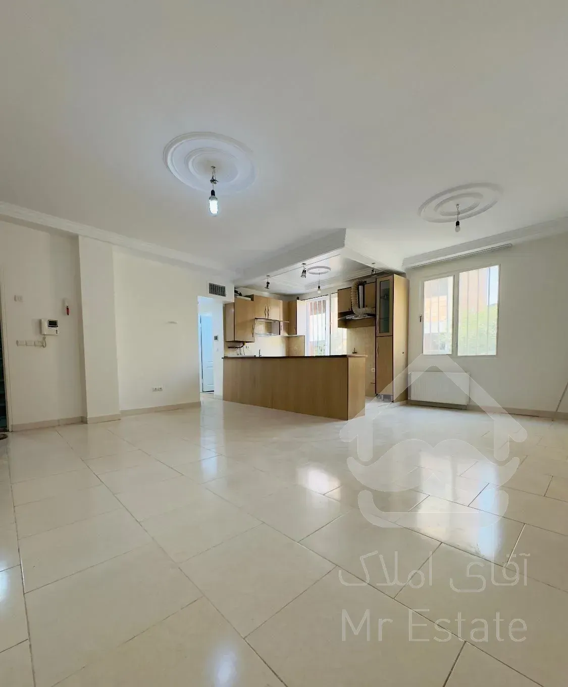 آپارتمان ۷۰ متری تک‌واحدی