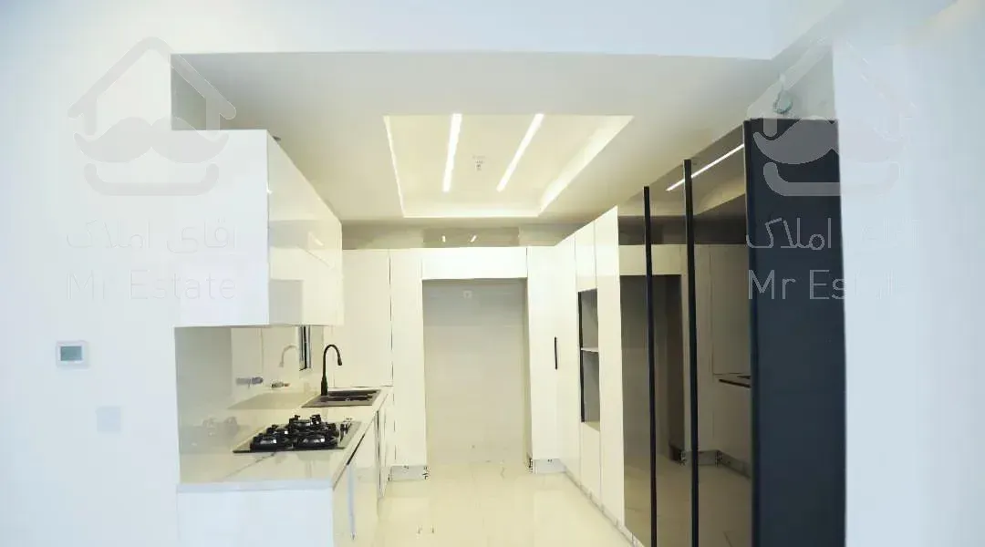 فروش آپارتمان ۱۷۰ متری جردن،جنوبی