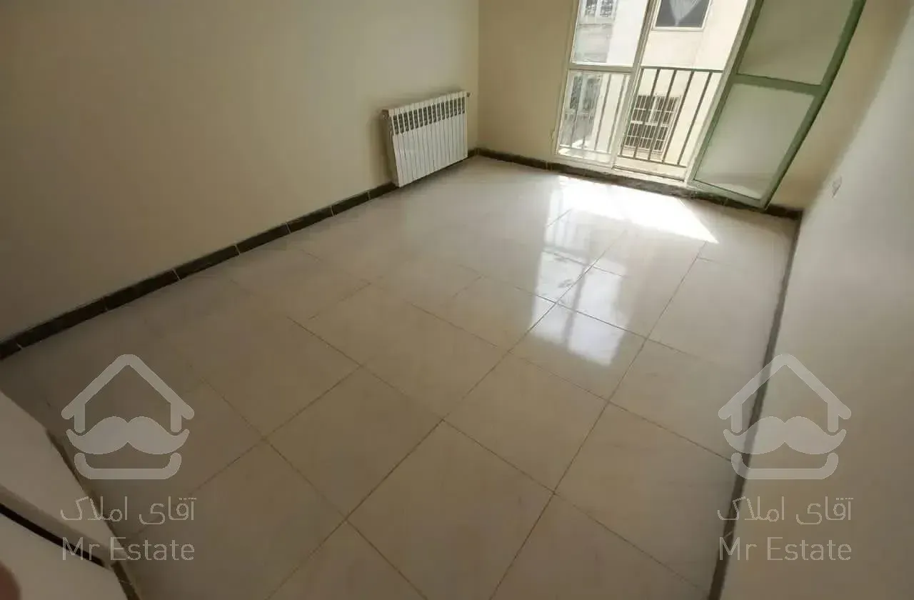 آپارتمان ۱۰۰ متری دو خوابه سیدخندان خیابان دبستان