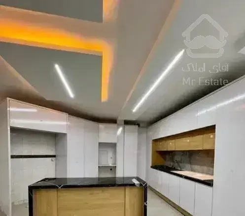 واحد ۳ خوابه ۱۸۰ متری / بر اصلی بهاران