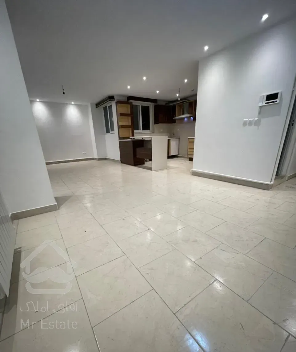 رهن آپارتمان ۱۱۰مترحکیمیه شهرک شهیدبهشتی حیاط دار