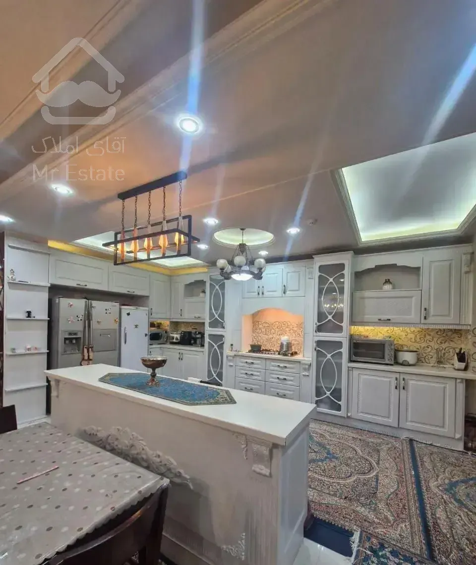 آپارتمان /146متری /علوی /آرش ها /فول