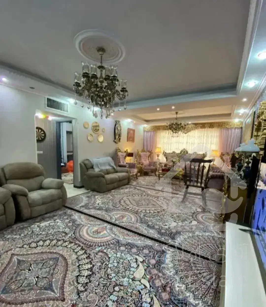 ۹۲متر/تهرانسراصلی/کم واحد/سالن پرده خور/تیم امیران