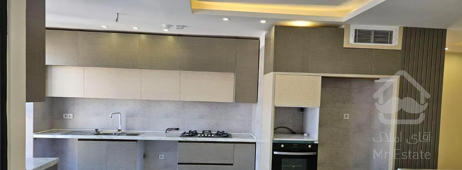 ۱۱۰ متر آپارتمان (بدون مشابه ۳ خواب منطقه)