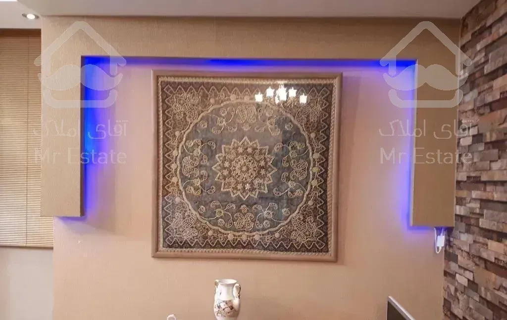 ۹۰ متر آپارتمان در فروغی